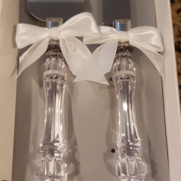 NIB cake serving set - Picture 2 of 3